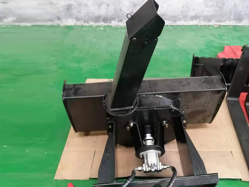 滑移裝載機附具拋雪機