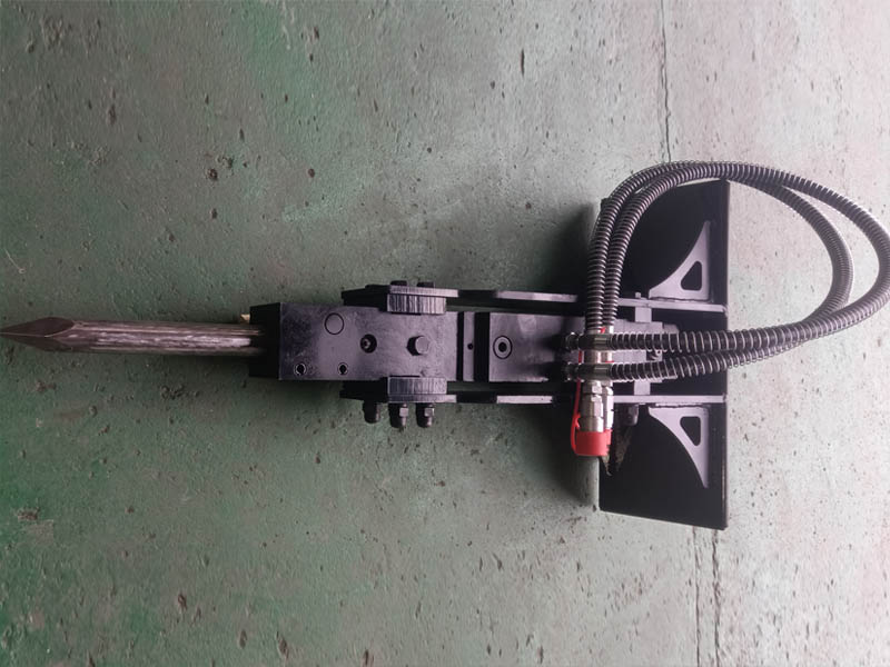 滑移裝載機(jī)附具破碎錘